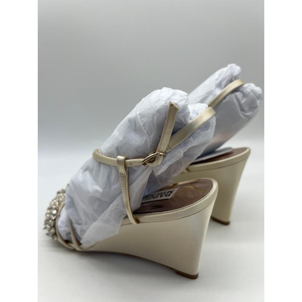 Badgley Mischka Women's Clarisa Embellished Wedge Sandal Ivory MP5243 Size 9 - Picture 9 of 12
